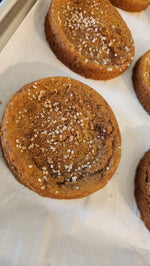 Load image into Gallery viewer, Warm and Cozy Gingerbread Cookies
